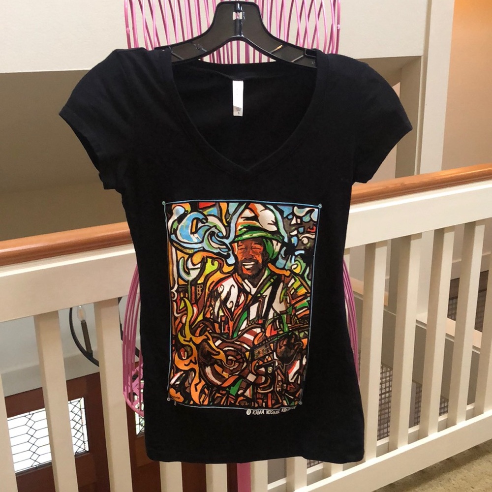 Graphic t shirt